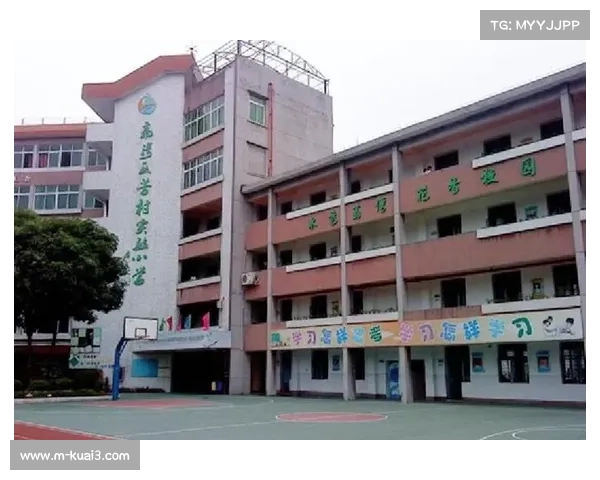 荔湾区体育文化融合促进乐贤坊小学成人才培养基地建设与发展