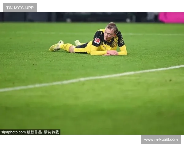 施洛特贝克头球破门，多特后防核心赛季首球